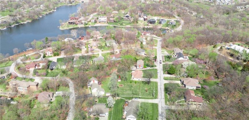 Homes for Sale in Weatherby Lake, MO 64152 | 7910 NW Eastside Drive