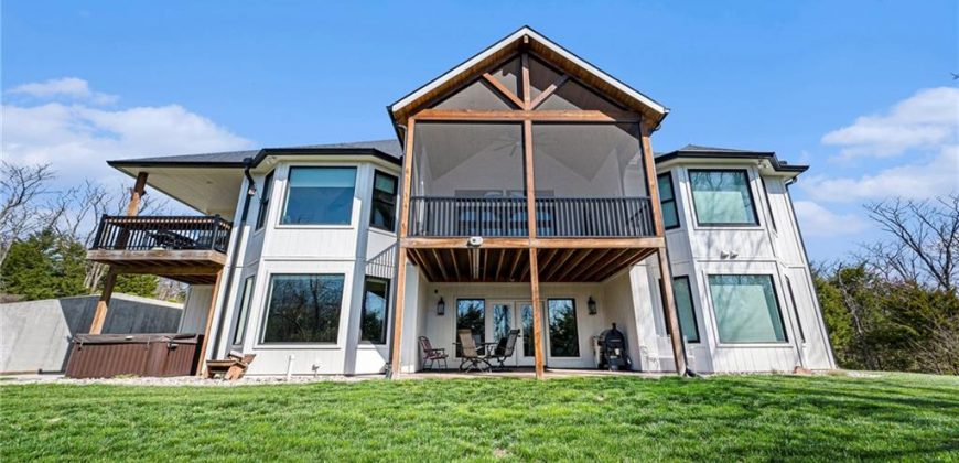 Homes for Sale in Smithville, MO 64089 | 391 NW 174th Court
