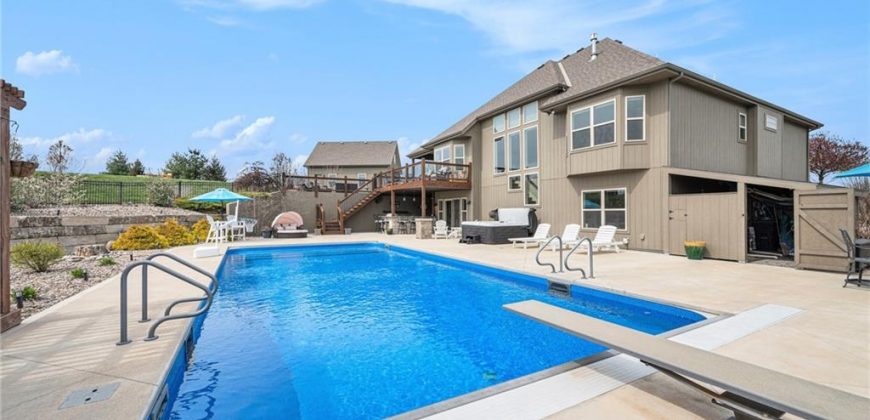 Homes for Sale in Smithville, MO 64089 | 17560  Smith’s Mill Road
