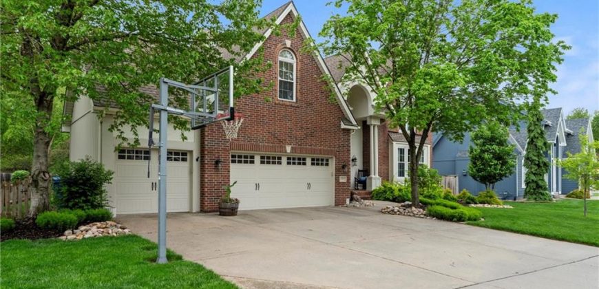 Homes for Sale in Liberty, MO 64068 | 1307  Old Trail Road