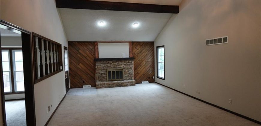 Homes for Sale in Kansas City, MO 64118 | 501 NW 65th Terrace