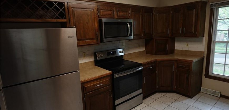 Homes for Sale in Kansas City, MO 64118 | 501 NW 65th Terrace