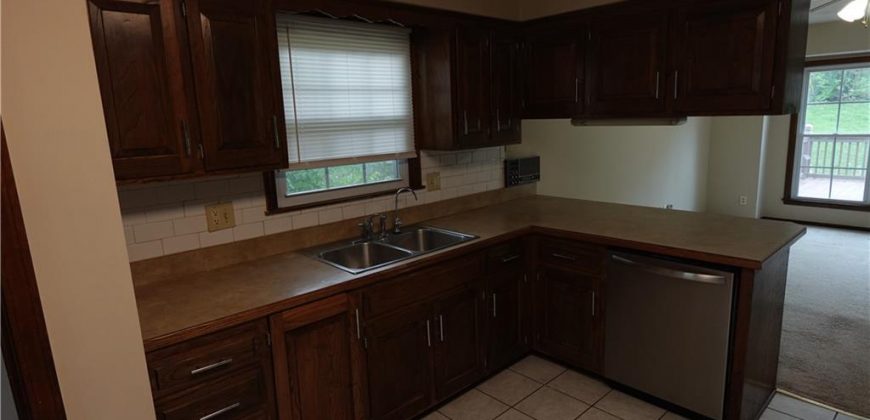 Homes for Sale in Kansas City, MO 64118 | 501 NW 65th Terrace