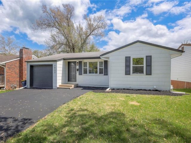 Homes for Sale in Kansas City, MO 64119 | 7933 NE San Rafael Drive