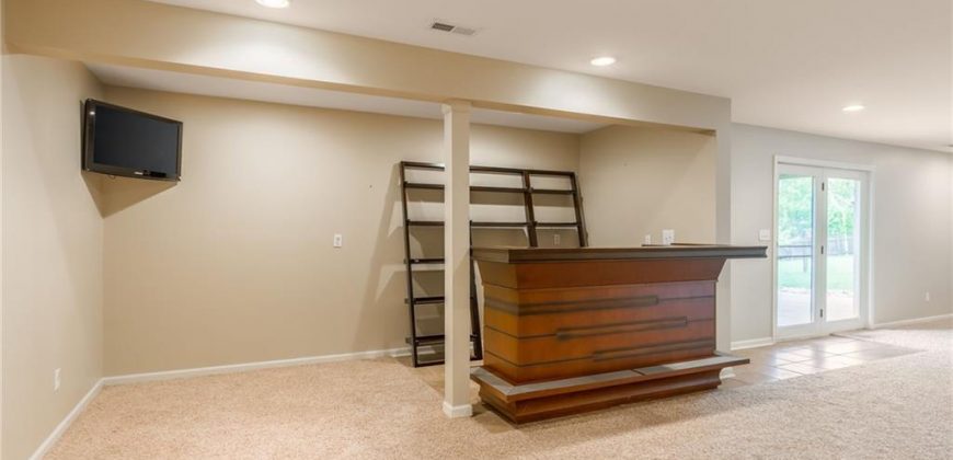 Homes for Sale in Kansas City, MO 64155 | 11260 N Madison Avenue