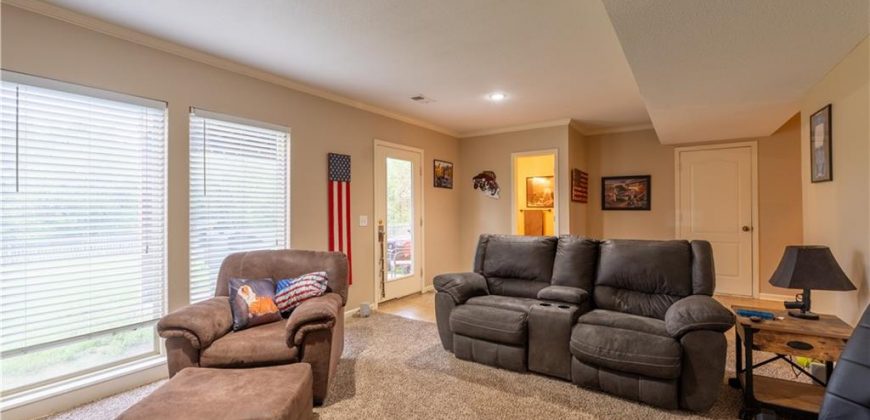 Homes for Sale in Kearney, MO 64060 | 1107 W 9TH Avenue