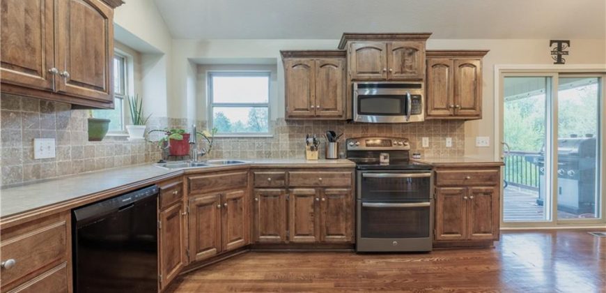 Homes for Sale in Kearney, MO 64060 | 1107 W 9TH Avenue