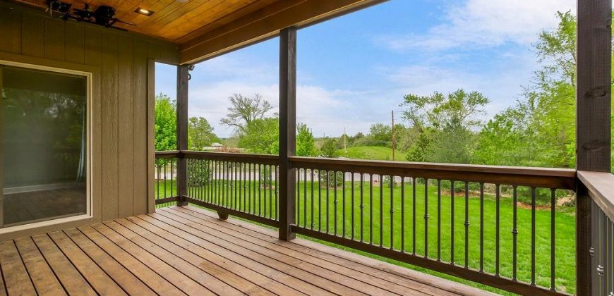 Homes for Sale in Parkville, MO 64152 | 7225 NW Lundergan Court