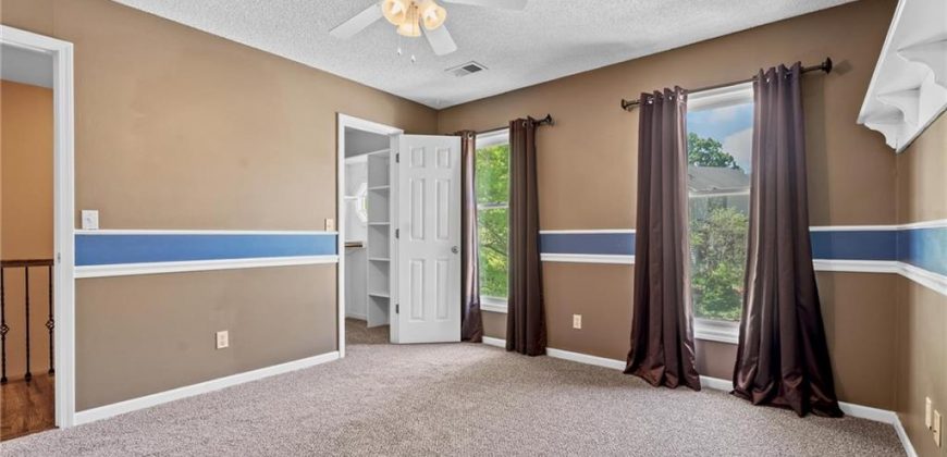 Homes for Sale in Liberty, MO 64068 | 1225  WILDBRIAR Drive