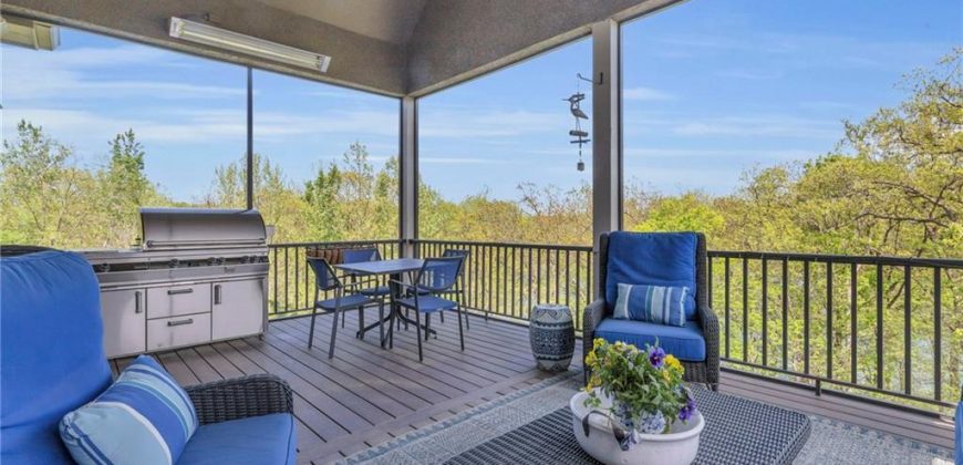 Homes for Sale in Parkville, MO 64152 | 6325  Edgewater Drive