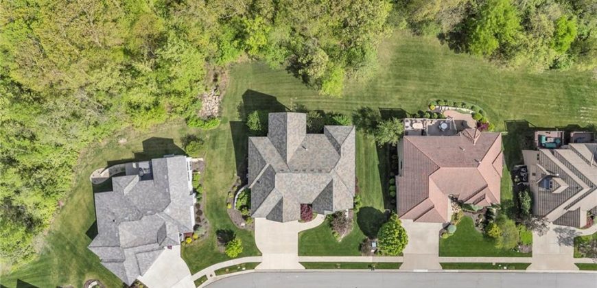 Homes for Sale in Parkville, MO 64152 | 6325  Edgewater Drive