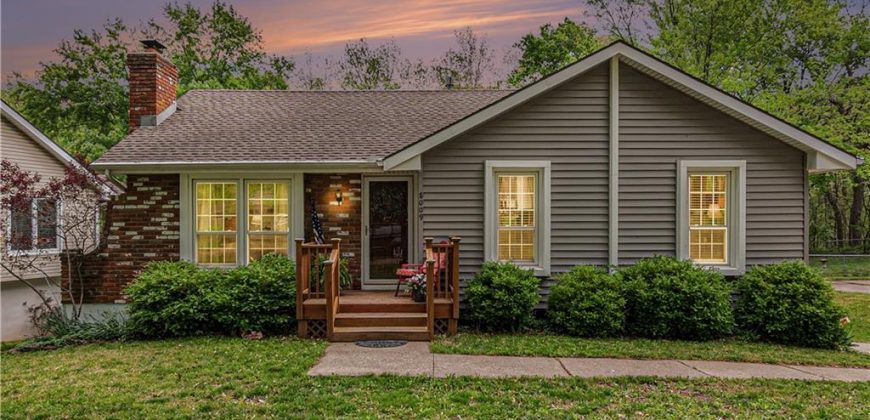 Homes for Sale in Kansas City, MO 64118 | 8009 N Brooklyn Avenue