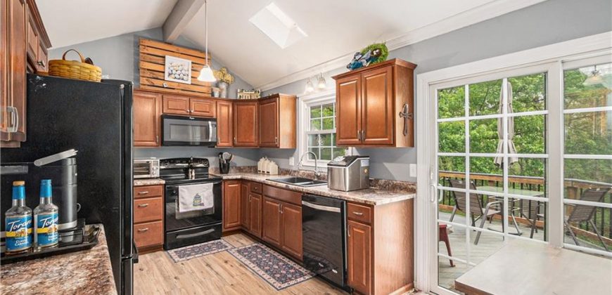 Homes for Sale in Kansas City, MO 64118 | 8009 N Brooklyn Avenue