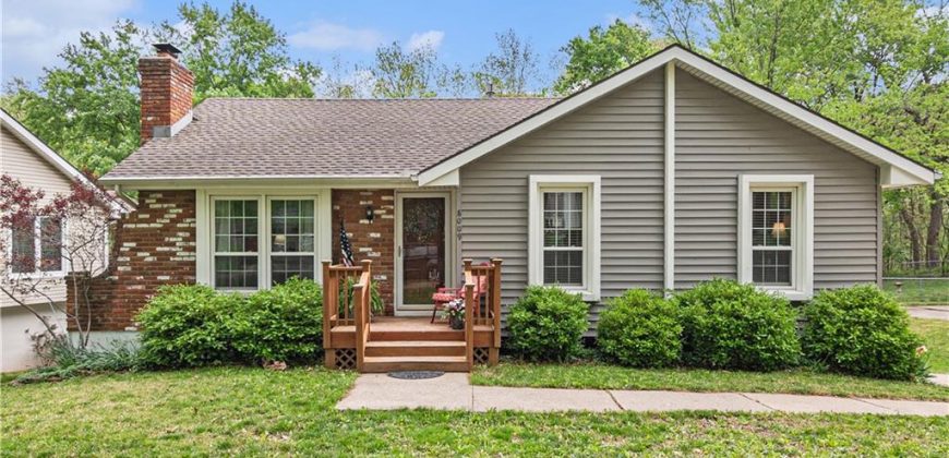 Homes for Sale in Kansas City, MO 64118 | 8009 N Brooklyn Avenue