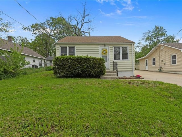 Homes for Sale in Kansas City, MO 64117 | 4437 N Jackson Avenue