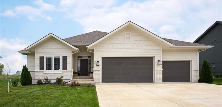 Homes for Sale in Kansas City, MO 64156 | 11241 N Bristol Avenue