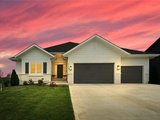 Homes for Sale in Kansas City, MO 64156 | 11241 N Bristol Avenue
