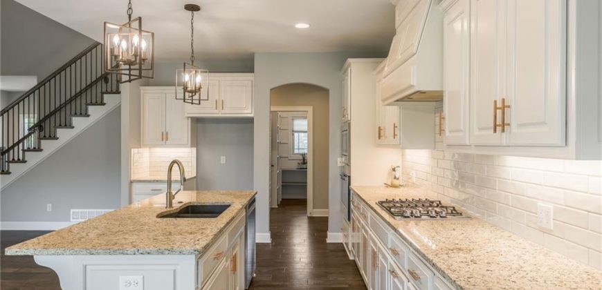 Homes for Sale in Weatherby Lake, MO 64152 | 7804 NW Lynns Lane
