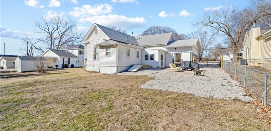 Homes for Sale in Kearney, MO 64060 | 207 E Washington Street