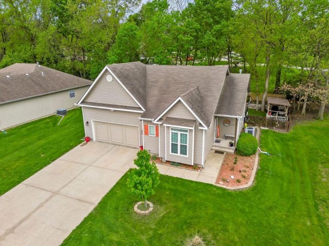 Homes for Sale in Kansas City, MO 64155 | 9012 N Wyandotte Street