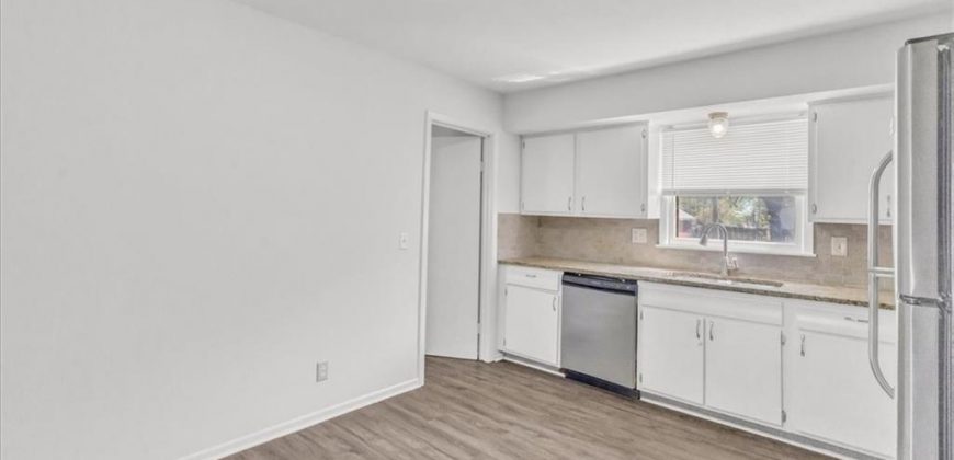 Homes for Sale in Kansas City, MO 64155 | 705 NW 88th Terrace
