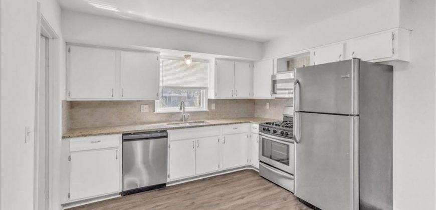 Homes for Sale in Kansas City, MO 64155 | 705 NW 88th Terrace