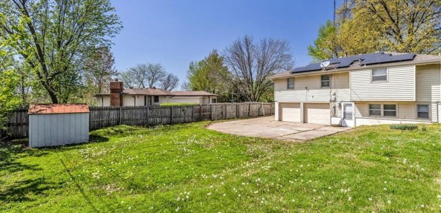 Homes for Sale in Kansas City, MO 64155 | 705 NW 88th Terrace