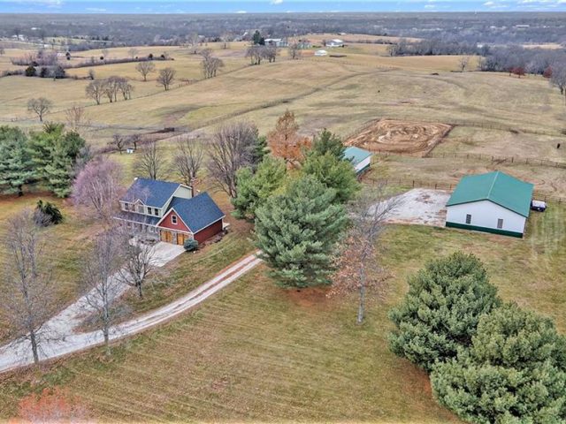 Homes for Sale in Kearney, MO 64060 | 16714 N Endicott Road