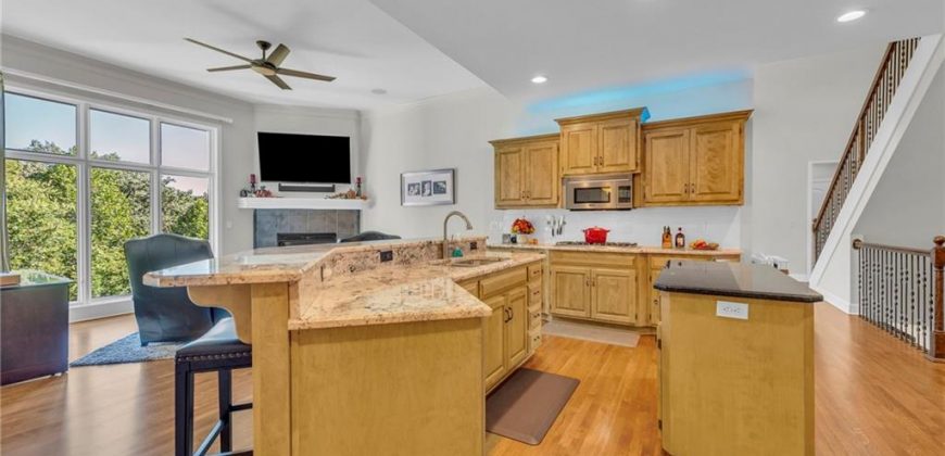 Homes for Sale in Parkville, MO 64152 | 8190  Shoreline Drive