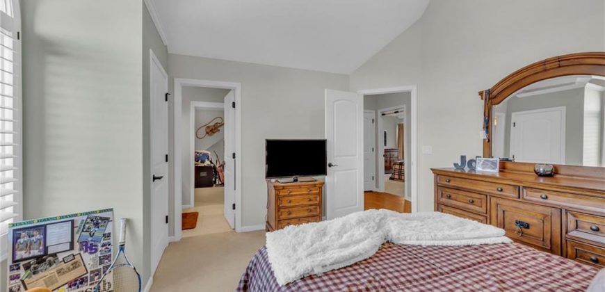 Homes for Sale in Parkville, MO 64152 | 8190  Shoreline Drive