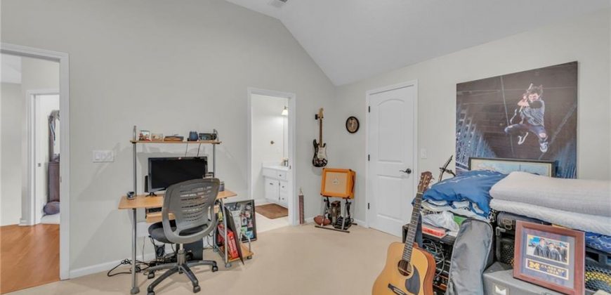 Homes for Sale in Parkville, MO 64152 | 8190  Shoreline Drive