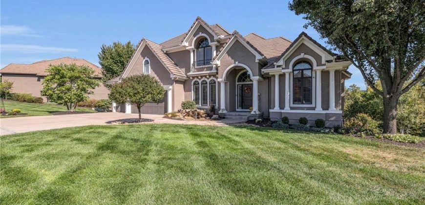 Homes for Sale in Parkville, MO 64152 | 8190  Shoreline Drive