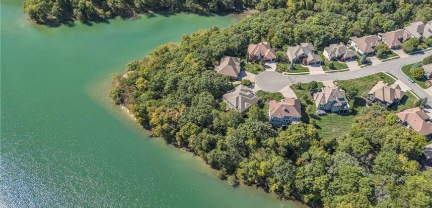 Homes for Sale in Parkville, MO 64152 | 8190  Shoreline Drive