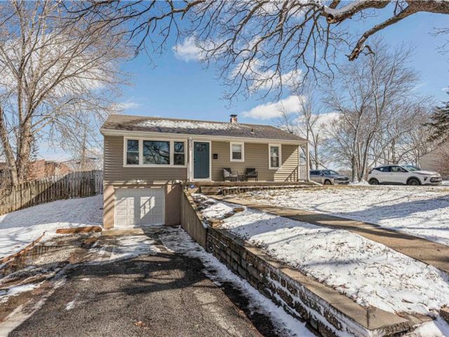 Homes for Sale in Kansas City, MO 64118 | 5501 N Garfield Avenue