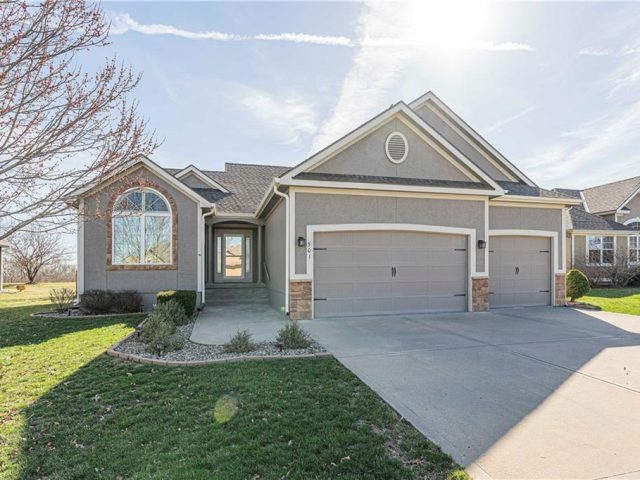 Homes for Sale in Kearney, MO 64060 | 501  Briar Lane