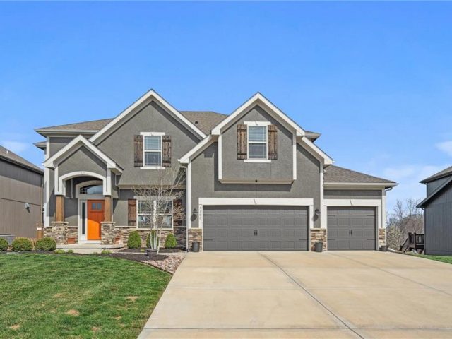 Homes for Sale in Kansas City, MO 64156 | 7200 NE 116th Terrace