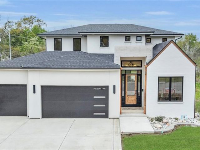 Homes for Sale in Kansas City, MO 64154 | 2621 NW 84th Place