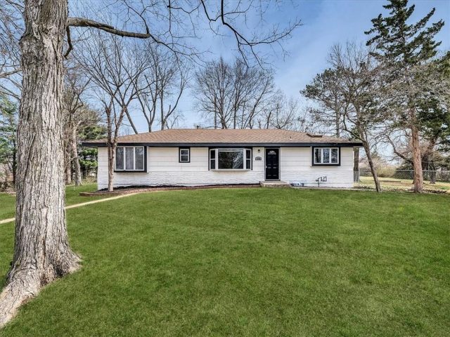 Homes for Sale in Gladstone, MO 64118 | 1508 NE 56th Terrace