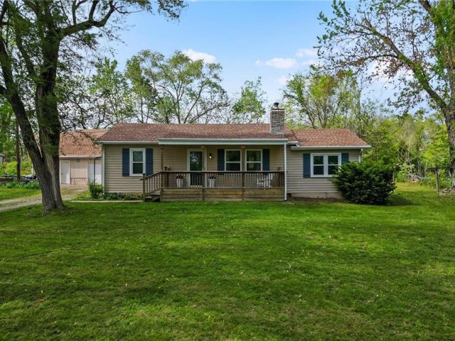 Homes for Sale in Kearney, MO 64060 | 26618 NE 162nd Street