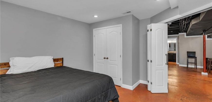 Homes for Sale in Liberty, MO 64068 | 1520  Duncan Circle