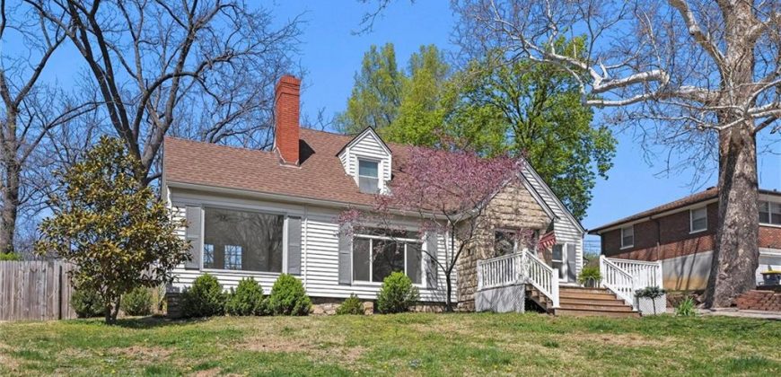 Homes for Sale in Kansas City, MO 64116 | 314 NE PARK Circle