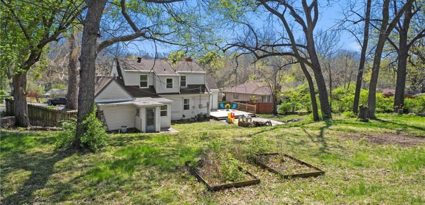 Homes for Sale in Kansas City, MO 64116 | 314 NE PARK Circle