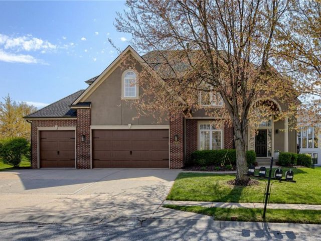 Homes for Sale in Kansas City, MO 64157 | 9500 N Lane Avenue