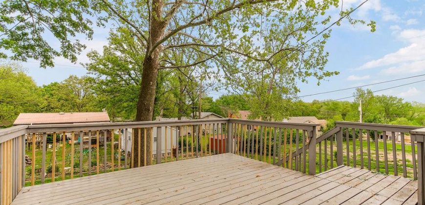 Homes for Sale in Liberty, MO 64068 | 200  Meade Street