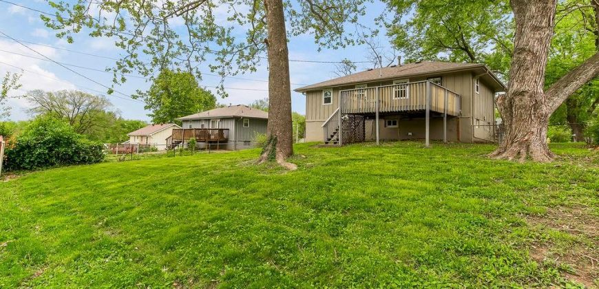 Homes for Sale in Liberty, MO 64068 | 200  Meade Street