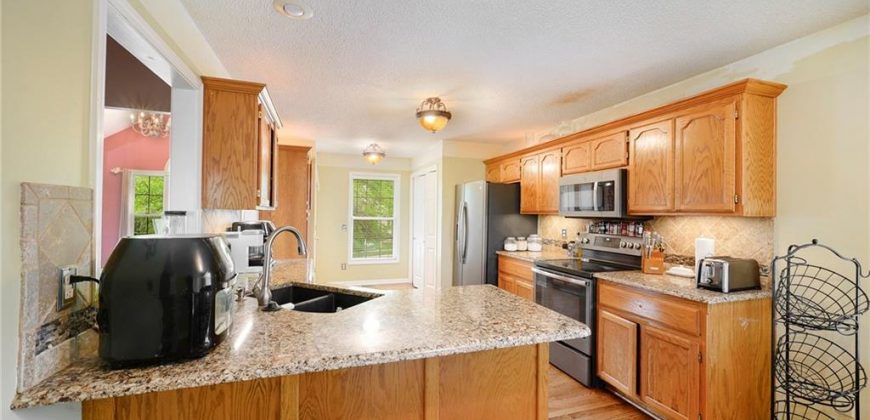 Homes for Sale in Smithville, MO 64089 | 309  Lakeview Drive