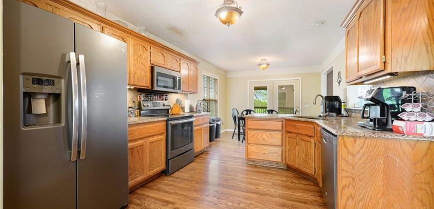 Homes for Sale in Smithville, MO 64089 | 309  Lakeview Drive