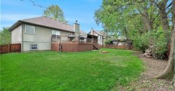 Homes for Sale in Smithville, MO 64089 | 309  Lakeview Drive