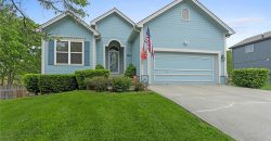 Homes for Sale in Smithville, MO 64089 | 304  Lakeview Drive