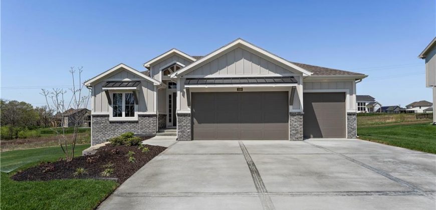 Homes for Sale in Kansas City, MO 64155 | 1320 NW 106th Terrace